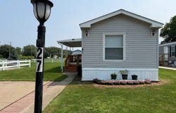 27 Rathbun Drive, Marblehead, OH 43440