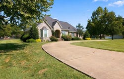 110 Fieldstone Drive, PARIS, TN 38242