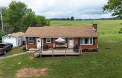 7827 N LEE HWY, RAPHINE, VA 24472