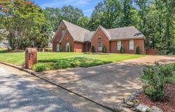 334 BROOK RIDGE Dr, Memphis, TN 38018