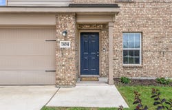 304 Hyacinth Way, Jarrell, TX 76537