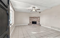 2808 S Fielder Road, Arlington, TX 76015