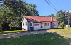 604 E South 2nd Street, Seneca, SC 29678
