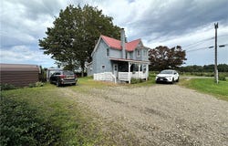10571 W Side Hill Road, Ripley, NY 14775