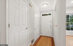 7568 ELIOAK TER, GAITHERSBURG, MD 20879