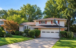 1815 Oaklawn Drive, Parma, OH 44134