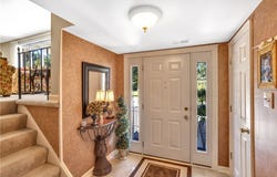 146 S Jamestown Rd, Moon/Crescent Twp, PA 15108