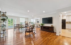 1390 Broadway, Hewlett, NY 11557