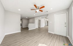 1585 E Central, Lorena, TX 76655