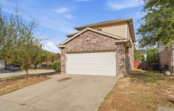 8101 Southern Pine Way, Fort Worth, TX 76123