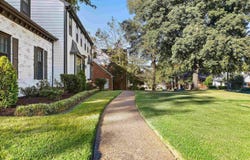 1915 HIDDEN OAKS Dr, Germantown, TN 38138