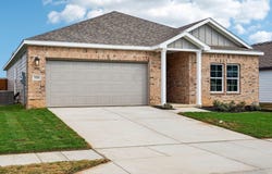 356 Declan Street, Springtown, TX 76082
