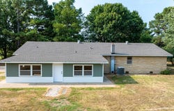 55 Hall Dr, Magness, AR 72553