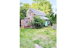 138 Hackett Avenue, Attleboro, MA 02703