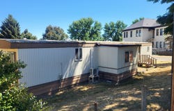 211 MCCOY St, Moro, OR 97039