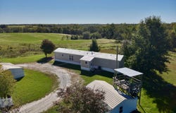 25113 245Th Street, Leon, IA 50144