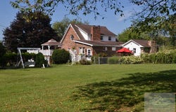 7697 Beech Run Road, NIMITZ, WV 25951