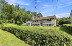 136 Cadwell Rd, Pittsfield, MA 01201