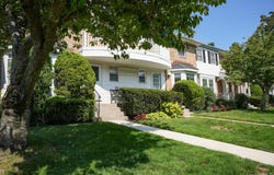 105 Glen Way, Syosset, NY 11791
