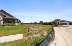 2425 Stardust Trail, Venus, TX 76009