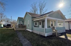 413 W 1st Street, Cameron, MO 64429