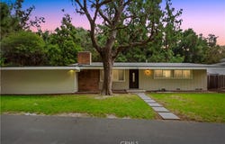 4548 La Granada Way, La Canada Flintridge, CA 91011