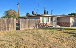 11515 Echo Lane, Hanford, CA 93230