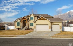490 W 3450 N, Pleasant View, UT 84414