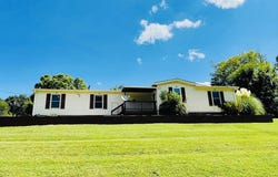 1035 Oyler Rd, Hardy, VA 24101