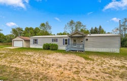 6890 E 46 ROAD, CADILLAC, MI 49601