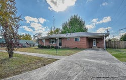 101 Eighth St, Mena, AR 71953