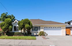 2142 Foster, Oceanside, CA 92054