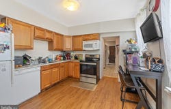 38 N MAIN ST, SPRING CITY, PA 19475