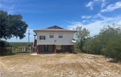 118 E Lake View Trail, Sandia, TX 78383