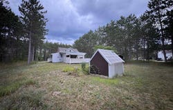 14915 Pauls Place, Beulah, MI 49617