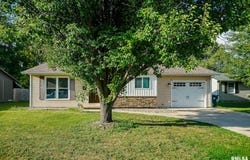 1217 E LOCUST Street, Canton, IL 61520