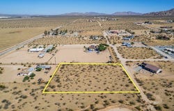 Pauhaska rd, Apple Valley, CA 92307