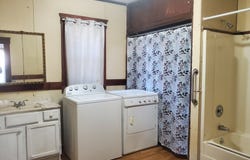 537 3rd Street, Elyria, OH 44035