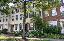 26129 NIMBLETON Square, CHANTILLY, VA 20152