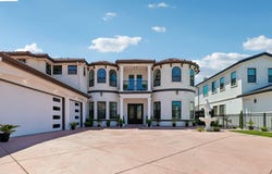 2386 Interlaken Ct, Lodi, CA 95242