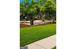 6640 LAKE PARK Drive, GREENBELT, MD 20770