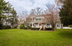 16 Middle Drive, Manhasset, NY 11030