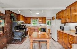 12 Mountain View Road, Jericho, VT 05465