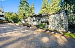 29720 SW COURTSIDE Dr, Wilsonville, OR 97070