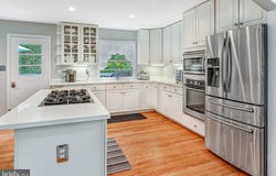 12304 CEDARWOOD Court, WOODBRIDGE, VA 22192