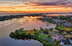 321 LOOKOUT POINT Drive, OSPREY, FL 34229