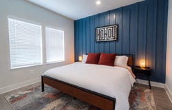 930 S Eagle St, Fredericksburg, TX 78624