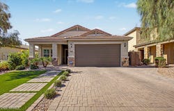 2694 E RUNAWAY BAY Place, Gilbert, AZ 85298