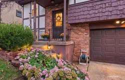 11322 INDIANA Avenue, Kansas City, MO 64137