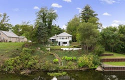56040 River Heights, Elkhart, IN 46516